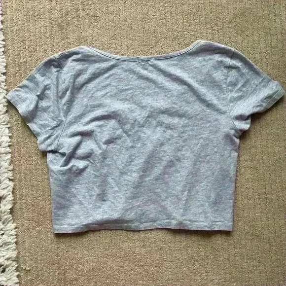 Ardene Cropped Short-Sleeve T-Shirt, grey tank size XL. - Picture 2 of 4